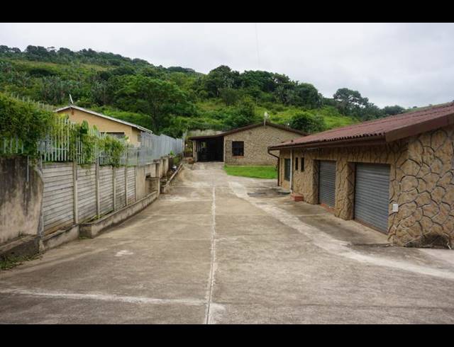 3 BEDROOM HOUSE FOR SALE IN UMZINTO